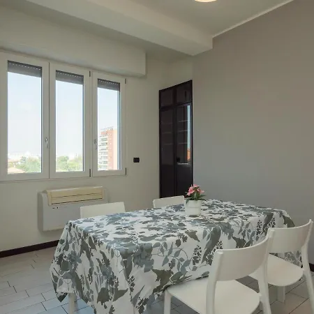 Apartment Youhosty - Murat 85 Mailand